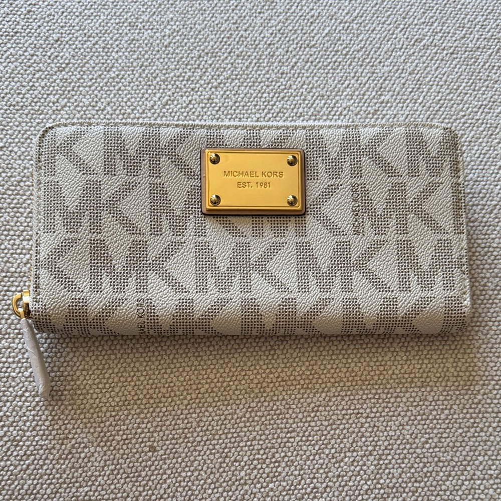 Michael Kors Cream Monogram Continental Wallet